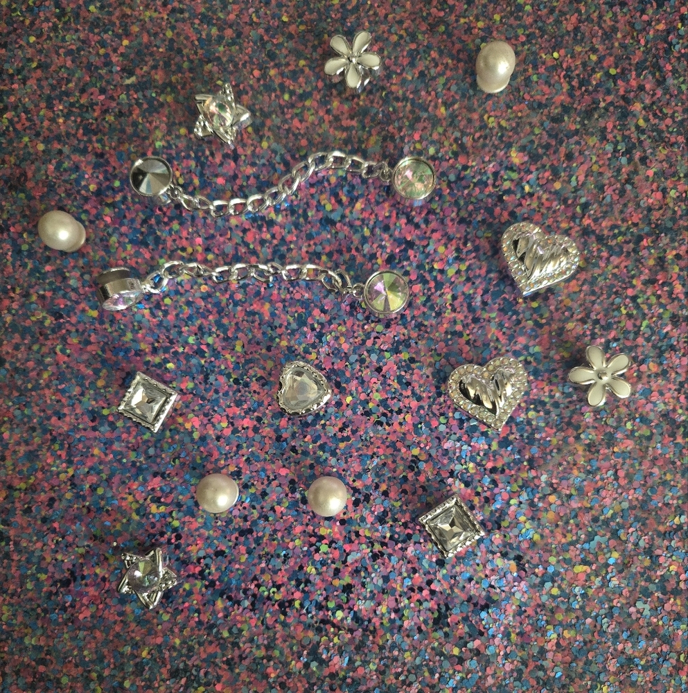 Jibbitz Shoe Charms Qty 15 - Picture 3 of 3